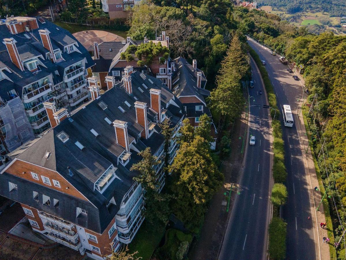Home Gramado- 400 Metros Da Rua Coberta エクステリア 写真