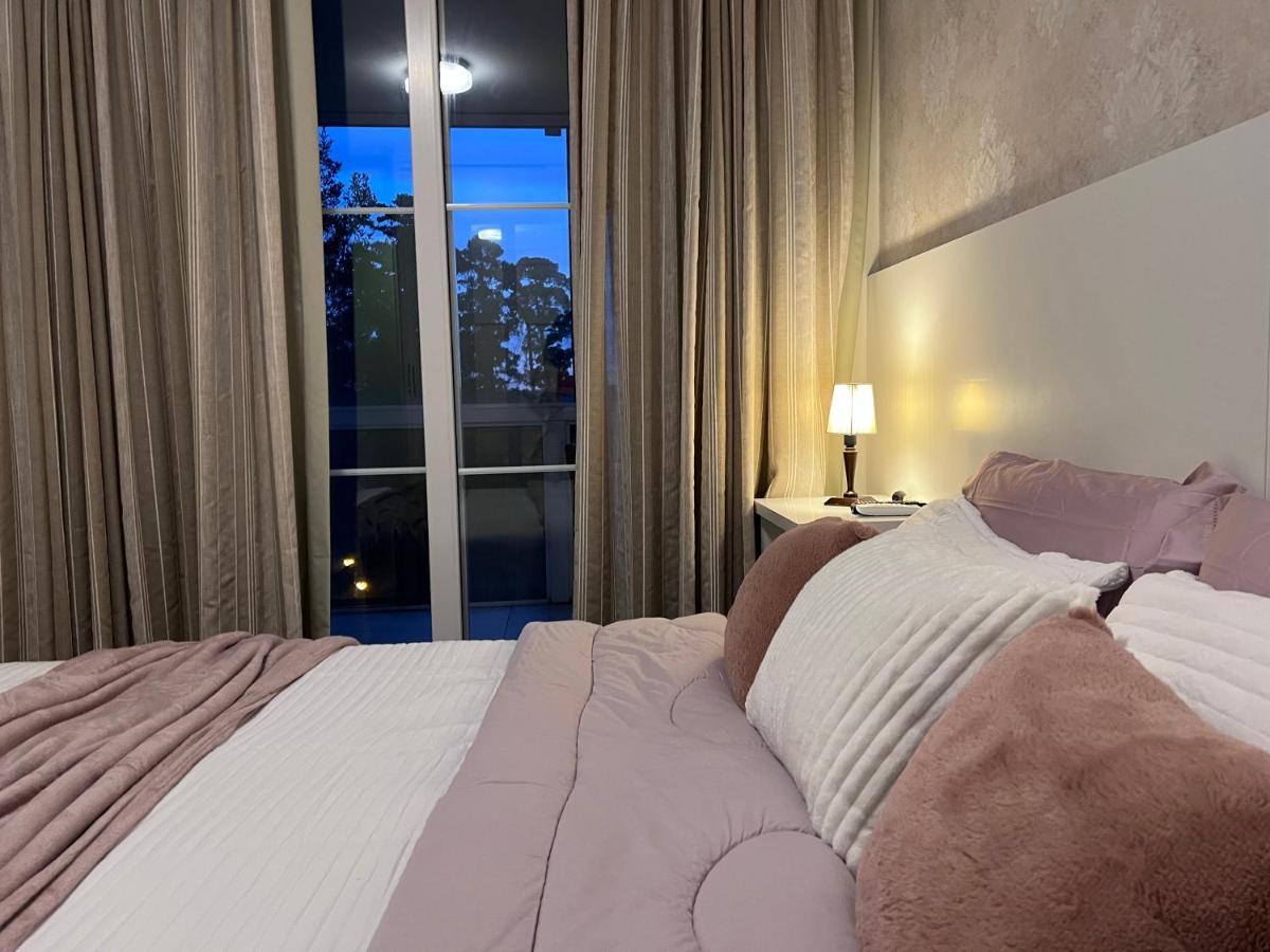 Home Gramado- 400 Metros Da Rua Coberta エクステリア 写真